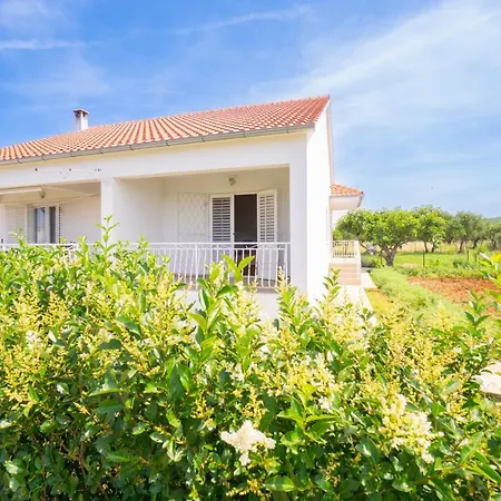 Appartement Mirjana Sukošan